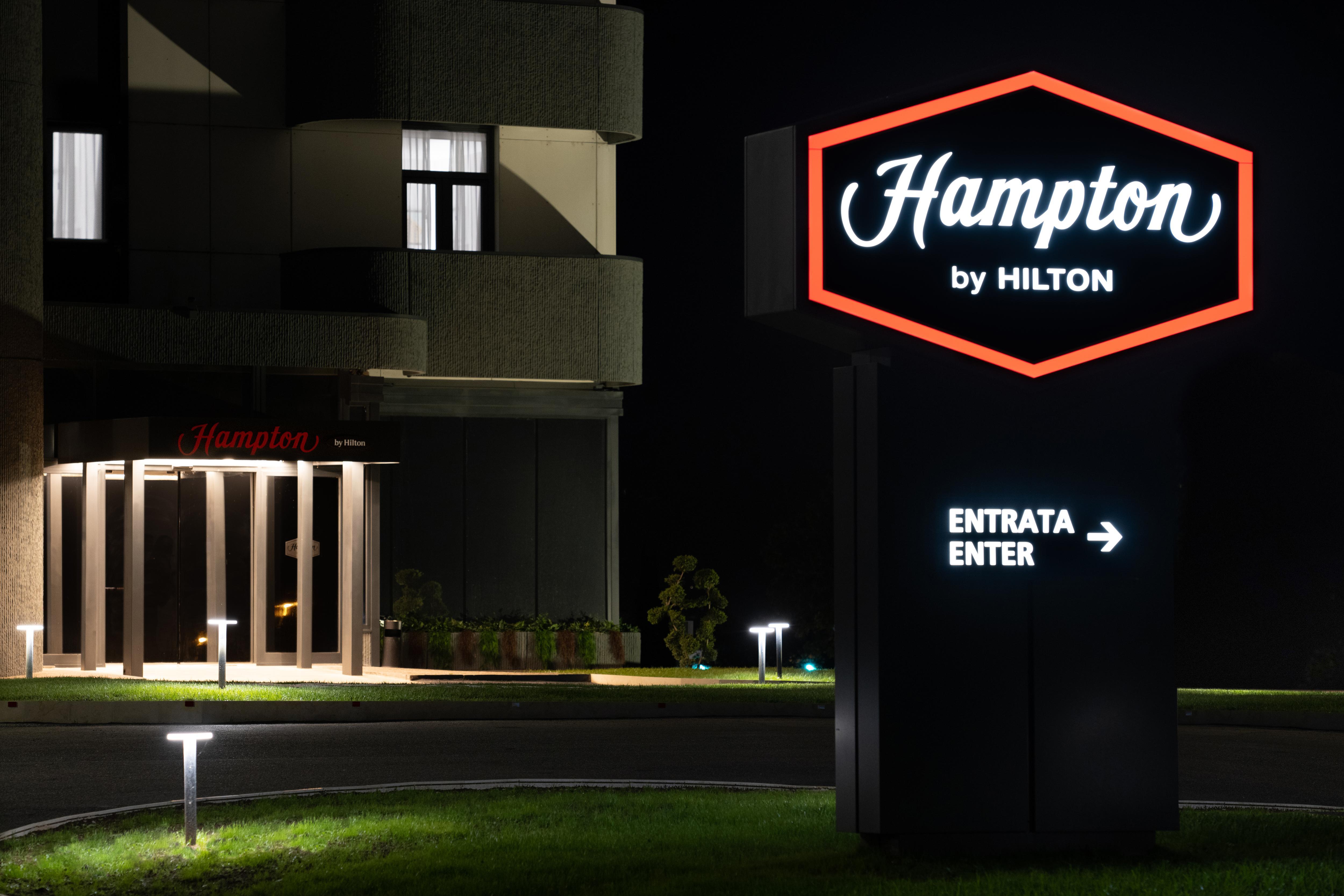 Hampton By Hilton Rome North Fiano Romano Bagian luar foto